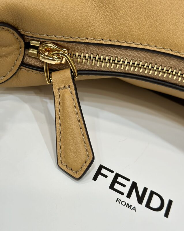 Replica Fendi Fendigraphy Large Brown - ultra-realistic fake designer tote