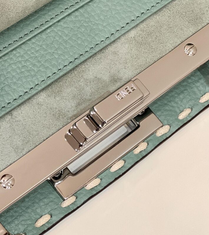 Replica Fendi Peekaboo Green Python Handle - top-tier luxury replica shoulder bag