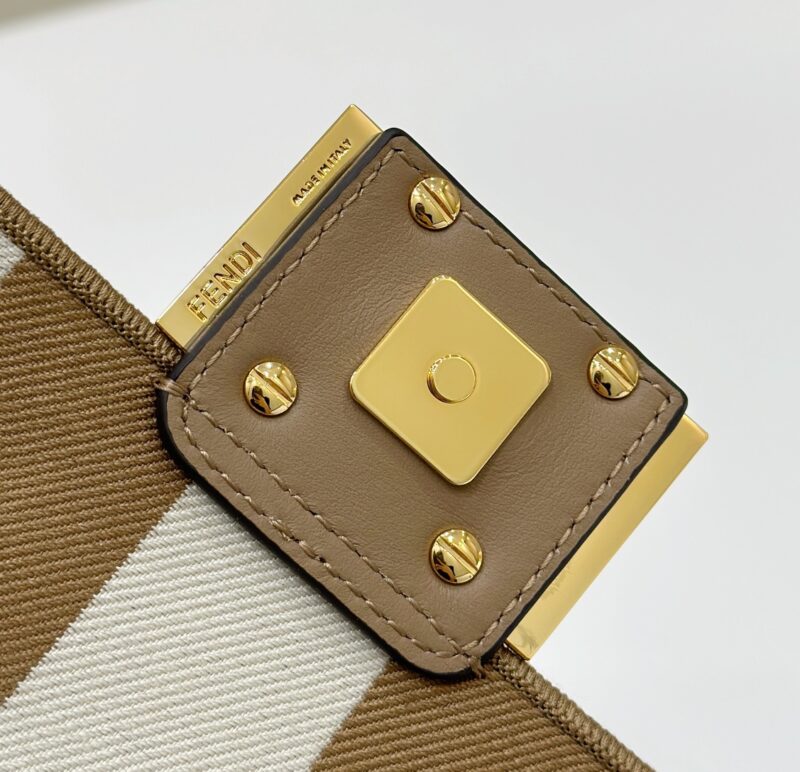 Replica Fendi Baguette FF Brown - premium-grade designer purse dupe