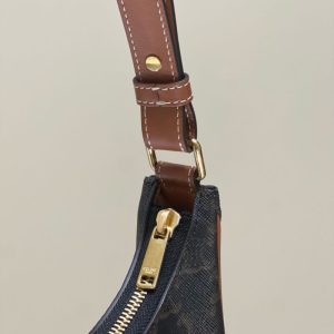 Replica Celine Triomphe Ava - ultra-realistic fake designer tote