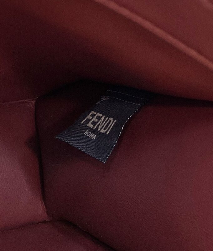 Replica Fendi Peekaboo Medium Orange - realistic designer-inspired fake bag