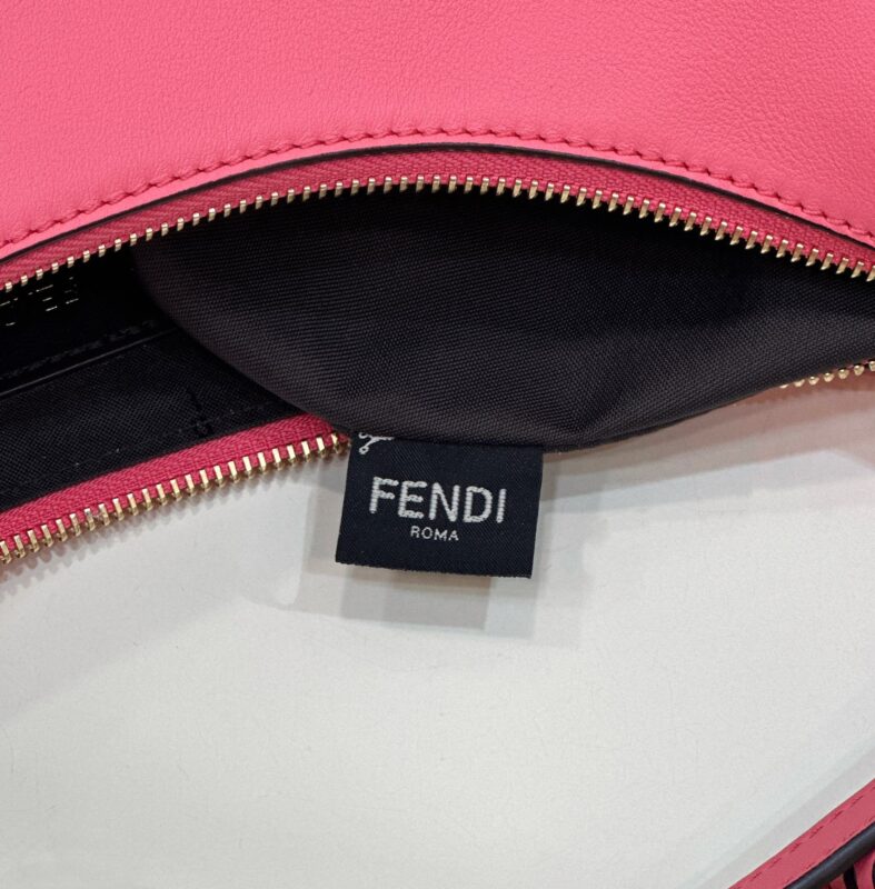 Replica Fendi Fendigraphy Large Pink - realistic designer-inspired fake bag