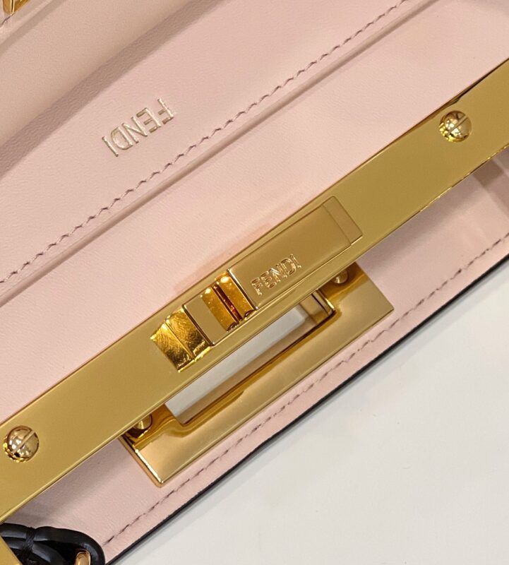 Replica Fendi Peekaboo Medium Black - near-authentic luxury replica handbag