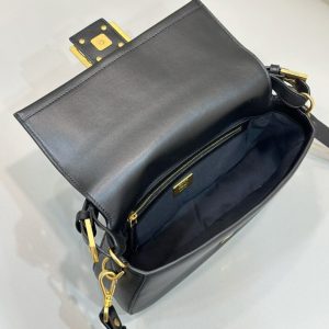 Replica Fendi Baguette Full Leather Black - best-selling designer handbag dupe