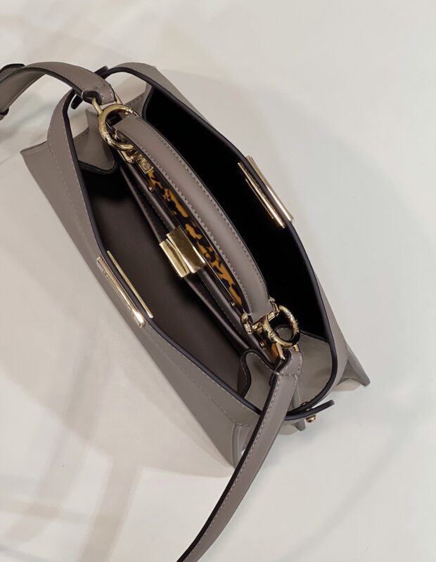 Replica Fendi Peekaboo Medium Beige - 1:1 designer replica handbag