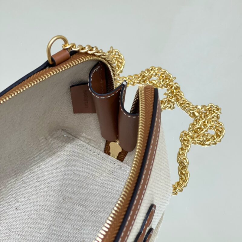 Replica Celine Triomphe Clutch White - high-end fake designer purse