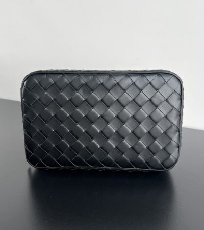 Replica Bottega Veneta Clutch Large - authentic-look luxury purse replica