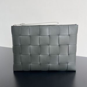 Replica Bottega Veneta Clutch 2.0 - premium-grade designer purse dupe