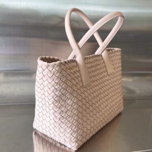Replica Bottega Veneta Cabat Tote - high-quality designer bag clone