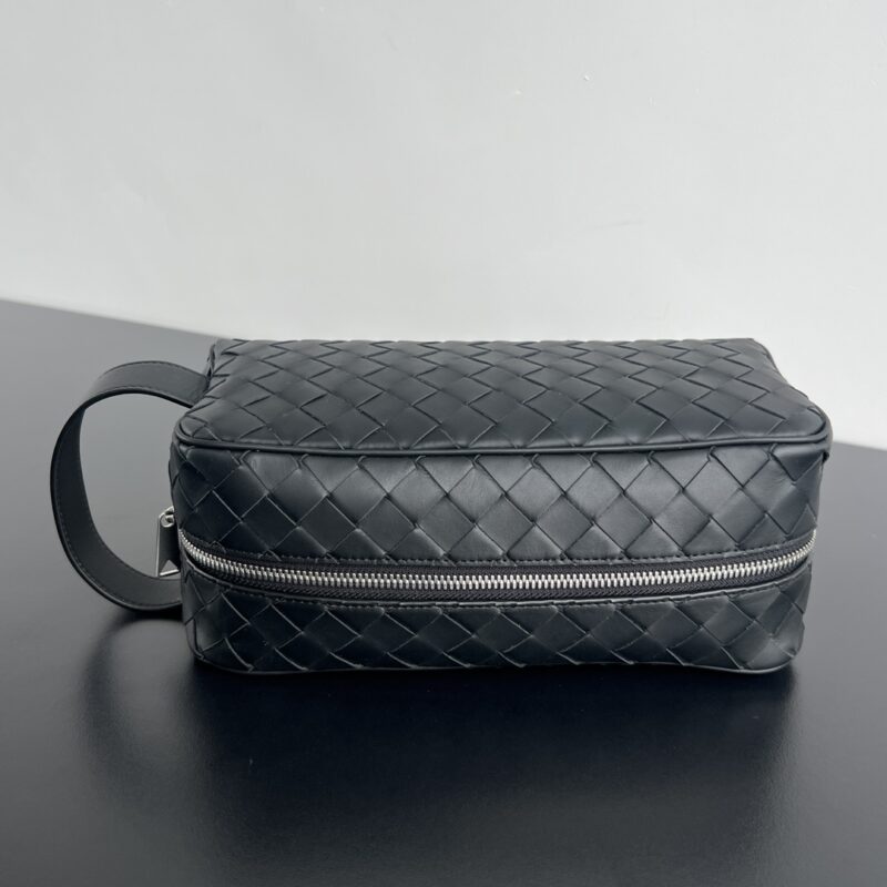Replica Bottega Veneta Toiletry Bag - realistic designer-inspired fake bag