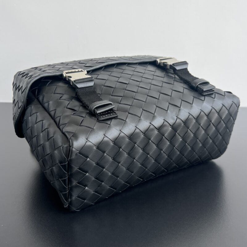 Replica Bottega Veneta Messanger Bag - high-quality designer bag clone