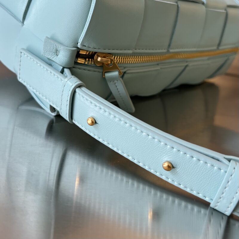 Replica Bottega Veneta Cassette Brick - authentic-look luxury purse replica