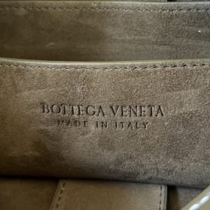 Replica Bottega Veneta Cassette Brick Small - near-authentic luxury replica handbag