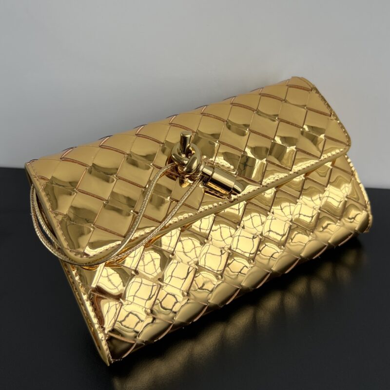 Replica Bottega Veneta Andiamo Clutch Wallet - 1:1 designer replica handbag
