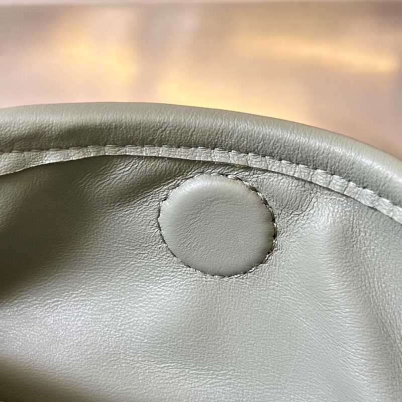 Replica Bottega Veneta Hop - top-tier luxury replica shoulder bag