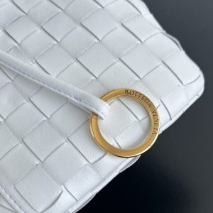 Replica Bottega Veneta Solstice White Heart - best-selling designer handbag dupe