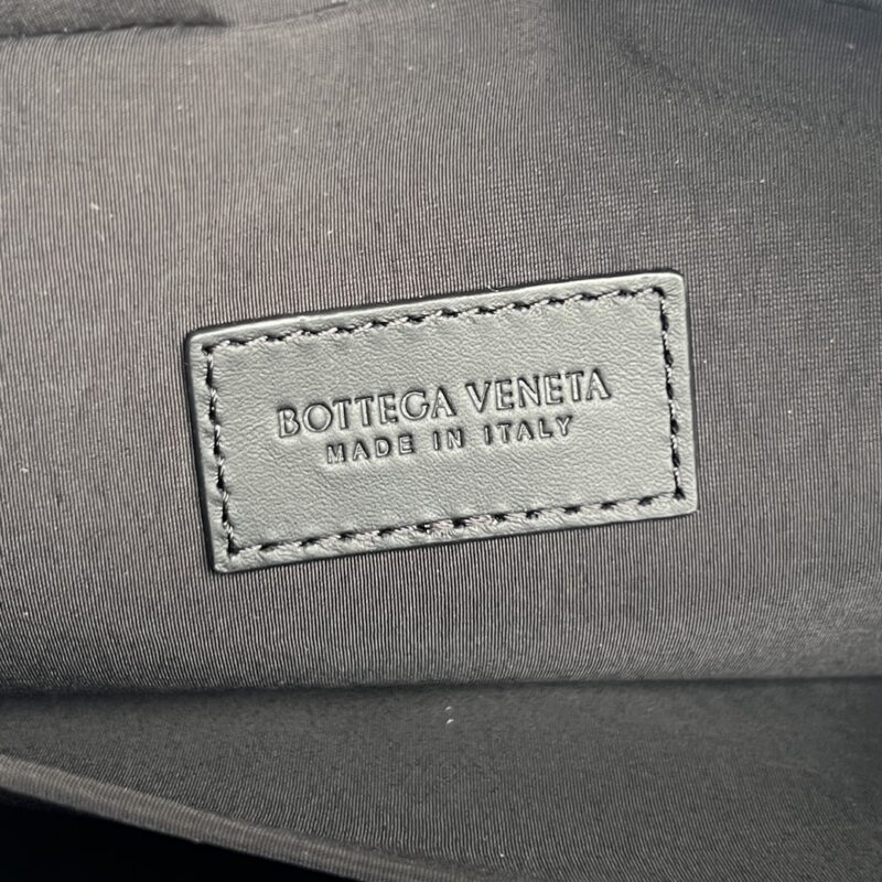 Replica Bottega Veneta Toiletry Bag - premium-grade designer purse dupe