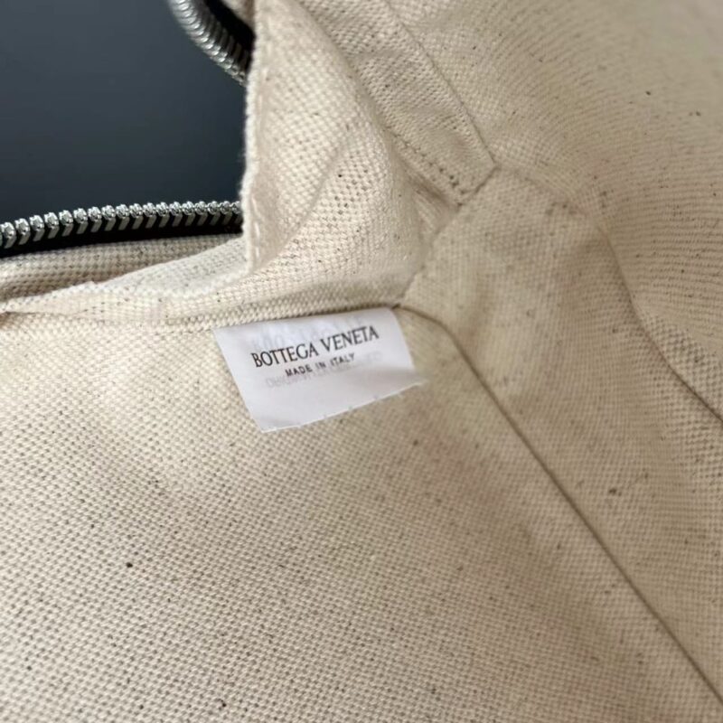 Replica Bottega Veneta Clutch Large - top-tier luxury replica shoulder bag