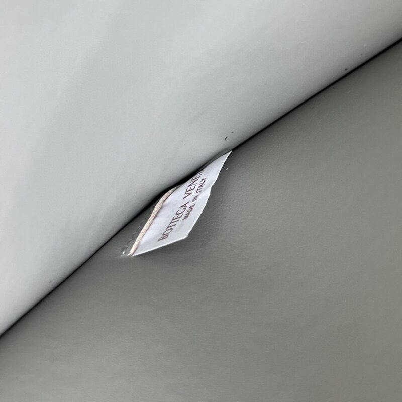 Replica Bottega Veneta Clutch 2.0 - top-rated replica designer bag