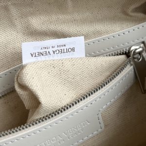 Replica Bottega Veneta Loop Camera Bag - high-quality designer bag clone