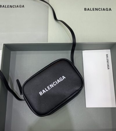 Replica Balenciaga Camera Bag - high-end fake designer purse