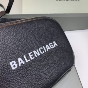 Replica Balenciaga Camera Bag - high-end fake designer purse