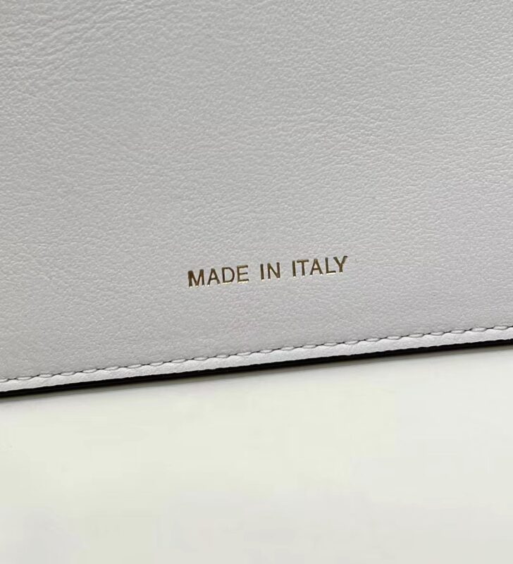 Replica Fendi Peekaboo With Patch Pocket White - top-tier luxury replica shoulder bag