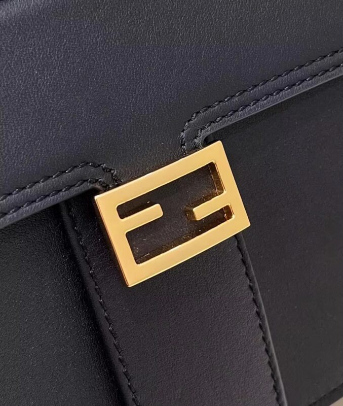 Replica Fendi Peekaboo With Patch Pocket Black - premium-grade designer purse dupe