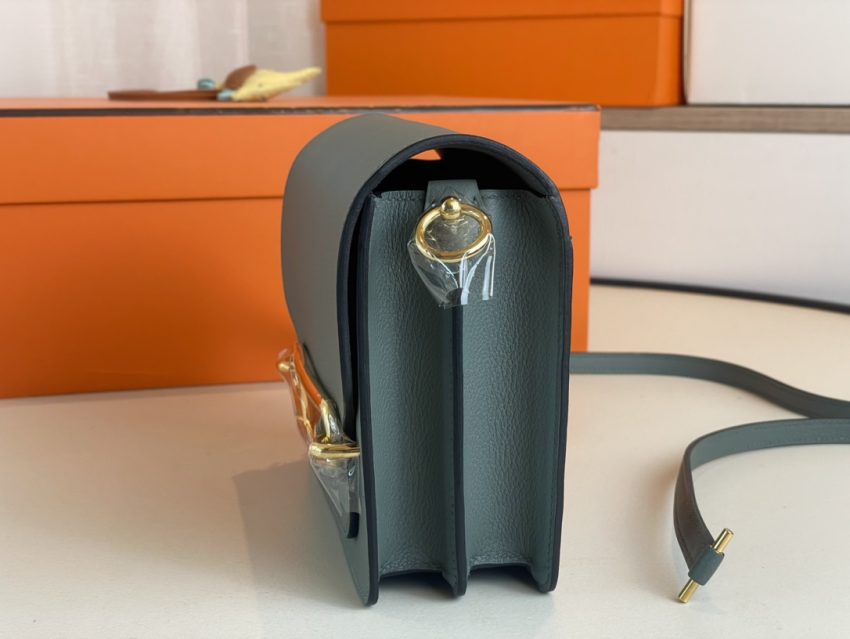 Replica Hermes Sac Roulis Almond Green - high-quality designer bag clone