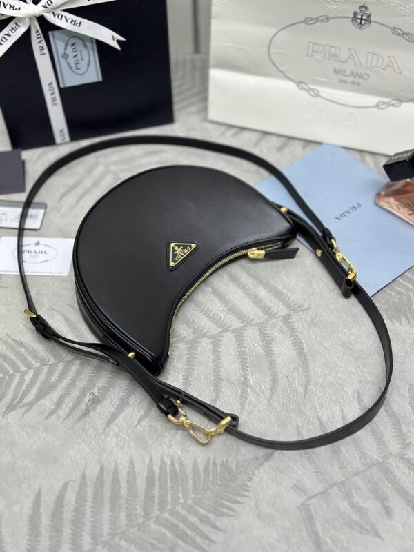 Replica Prada Arque Black - realistic designer-inspired fake bag