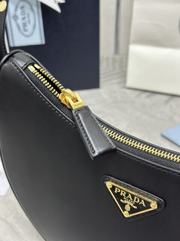 Replica Prada Arque Black - top-rated replica designer bag