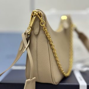 Replica Prada Re-Edition Caramel 2005 - realistic designer-inspired fake bag