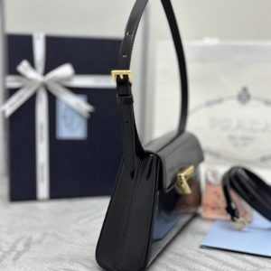 Replica Prada Triangle Leather Handbag Black - best-selling designer handbag dupe