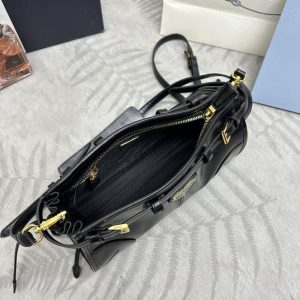 Replica Prada Leather Handbag Black - premium 1:1 fake handbag model