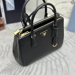Replica Prada Galleria Black - top-tier luxury replica shoulder bag