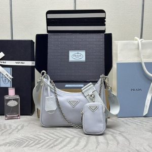 Replica Prada Re-Edition Nylon 2005 Blue - top-tier luxury replica shoulder bag