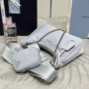Replica Prada Re-Edition Nylon 2005 Blue - realistic designer-inspired fake bag