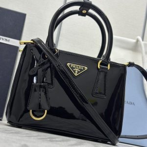 Replica Prada Galleria Black Patent - near-authentic luxury replica handbag