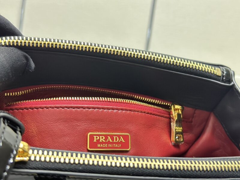 Replica Prada Galleria Black Patent - high-accuracy replica luxury purse