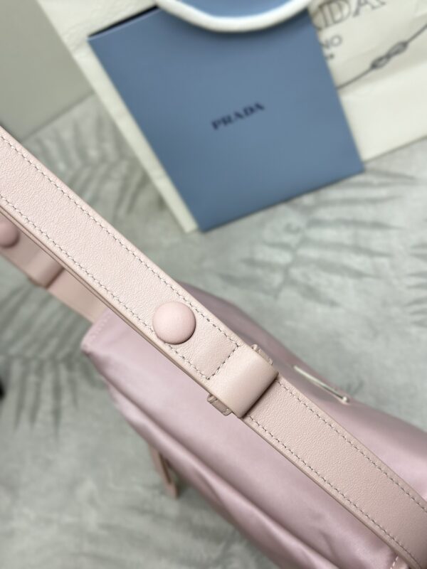 Replica Prada Re-Nylon Shoulder Bag Pink - ultra-realistic fake designer tote