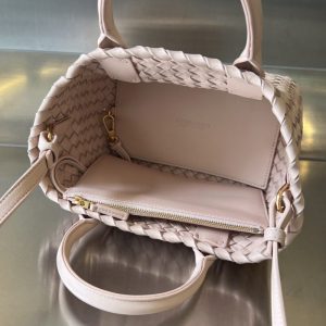 Replica Bottega Veneta Cabat Tote - top-tier luxury replica shoulder bag