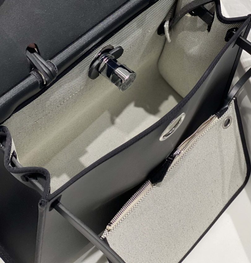 Replica Hermes Herbag 31cm Black - realistic designer-inspired fake bag