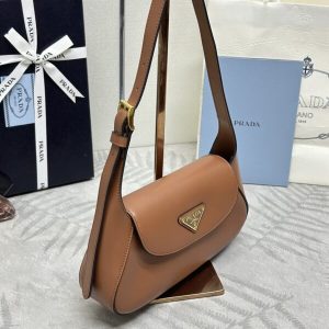 Replica Prada Small Shoulder Bag Caramel - realistic designer-inspired fake bag