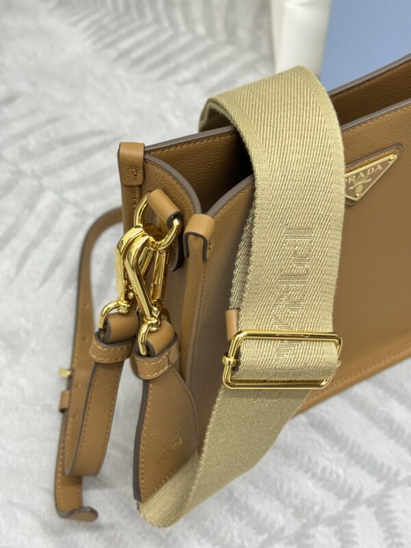 Replica Prada Saffiano Small Tote Black Brown - near-authentic luxury replica handbag