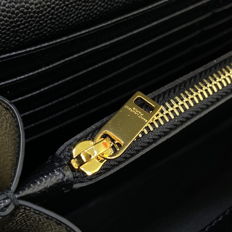 Replica YSL Envelope Clutch - authentic-look luxury purse replica