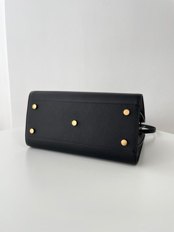 Replica YSL Sac De Jour Black - ultra-realistic fake designer tote