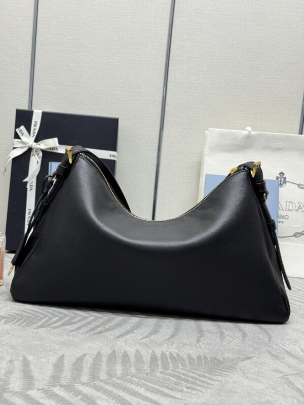 Replica Prada Prada Aimée Large Black - high-quality designer bag clone