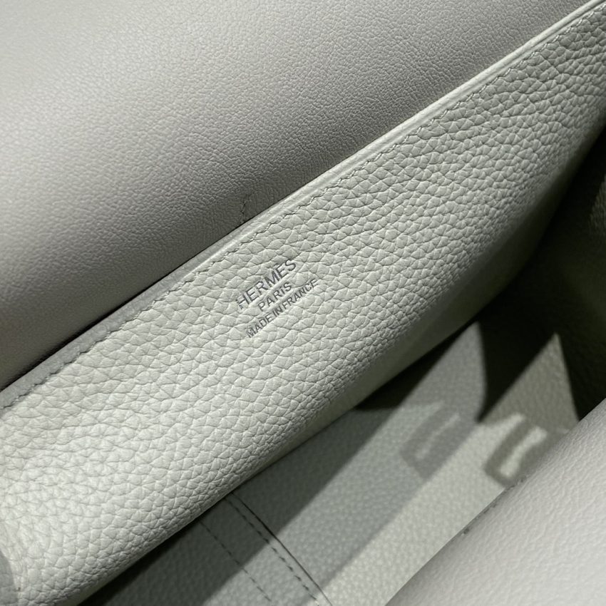 Replica Hermes Halzan Light Green - realistic designer-inspired fake bag