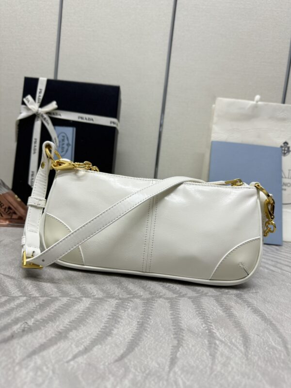 Replica Prada Re-Edition 2002 White - best quality luxury bag dupe