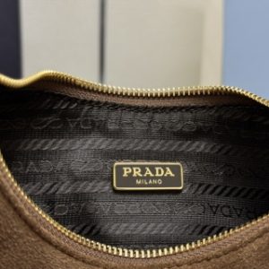 Replica Prada Suede Re-Edition - ultra-realistic fake designer tote